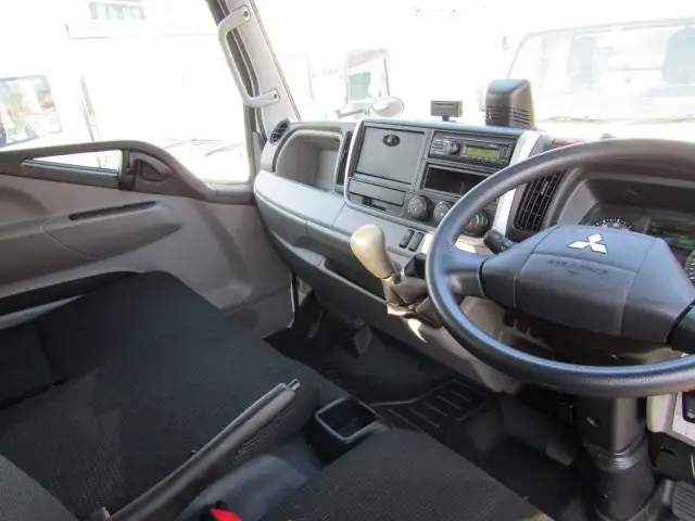 三菱 キャンター 小型 平ボディ FBA20 R3の中古トラック画像11
