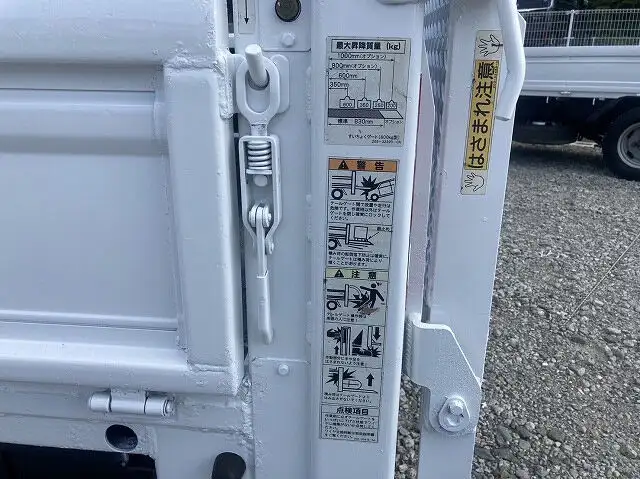 日産 アトラス 小型 平ボディ Wキャブ パワーゲートの中古トラック画像7