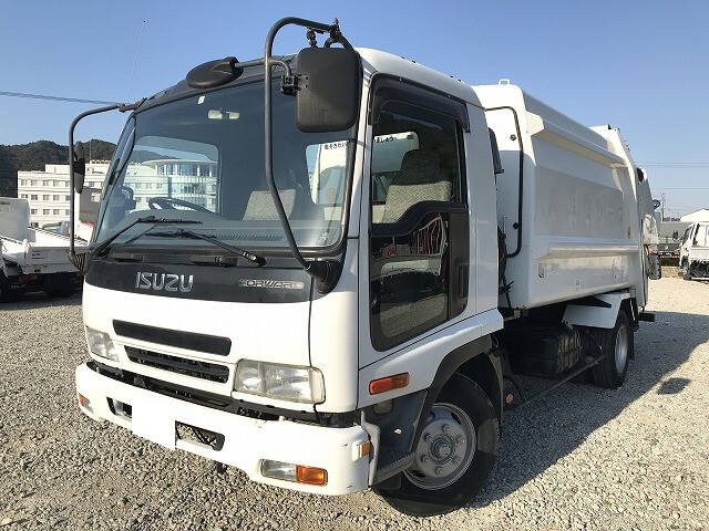 いすゞ フォワード 中型 パッカー車 プレス式 PB-FRR35E3S｜画像1