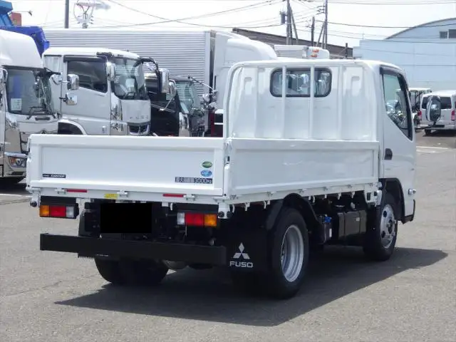 三菱 キャンター 小型 平ボディ 2RG-FBAV0 R5の中古トラック画像3