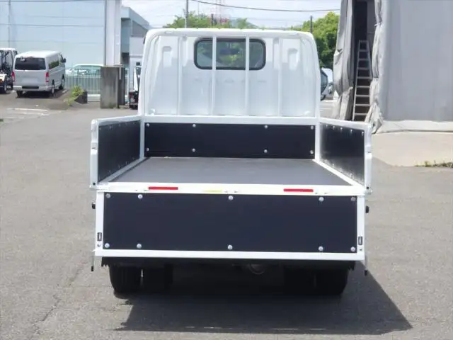 三菱 キャンター 小型 平ボディ 2RG-FBAV0 R5の中古トラック画像6