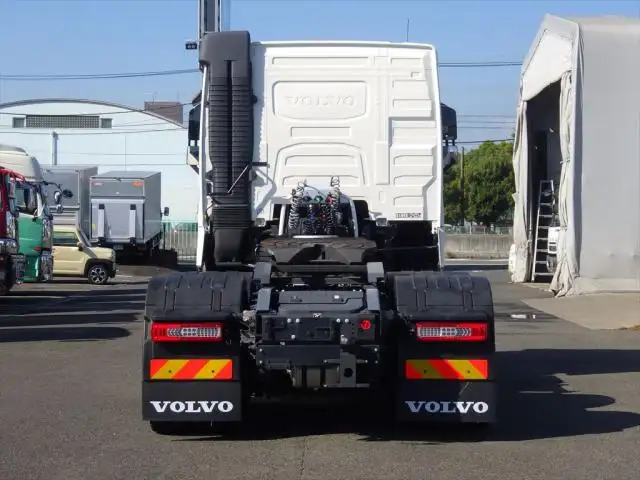 ボルボ トラック 大型 トラクター ハイルーフ 2デフの中古トラック画像5