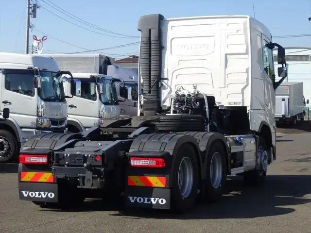 ボルボ トラック 大型 トラクター ハイルーフ 2デフの中古トラック画像4