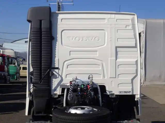 ボルボ トラック 大型 トラクター ハイルーフ 2デフの中古トラック画像7
