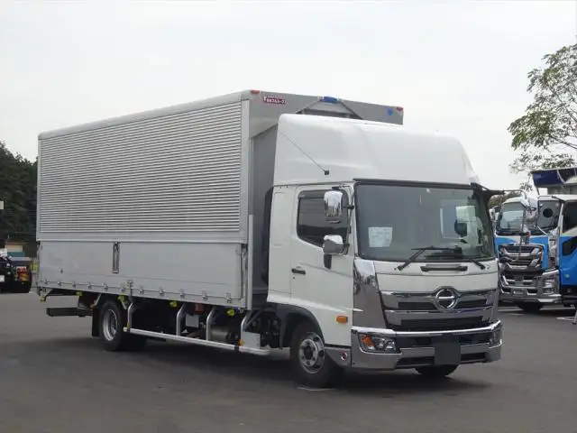 日野 レンジャー 中型/増トン ウイング エアサス ベッドの中古トラック画像2