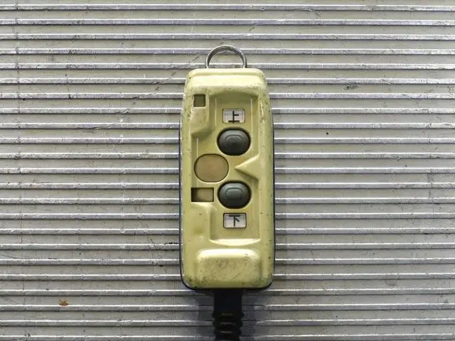 三菱 キャンター 小型 ウイング パワーゲート PDG-FE82Dの中古トラック画像9