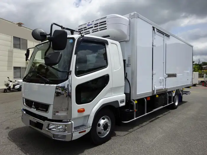 三菱 ファイター 中型/増トン 冷凍冷蔵 低温 パワーゲート の中古トラック【車両No.155211】