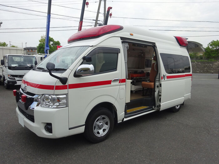トヨタ ハイエース 小型 特殊車両 CBF-TRH226S H28｜画像1