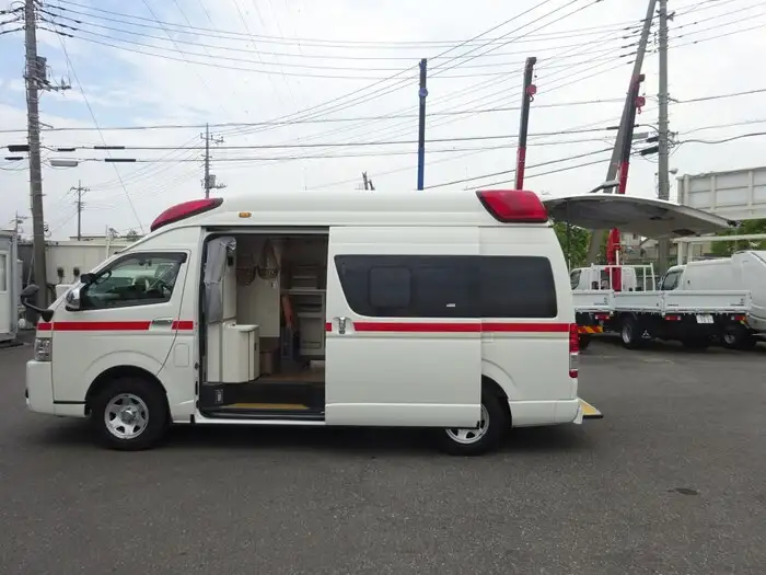 トヨタ ハイエース 小型 特殊車両 CBF-TRH226S H28の中古トラック画像4