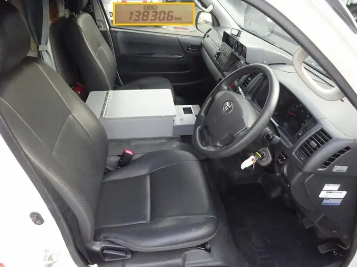 トヨタ ハイエース 小型 特殊車両 CBF-TRH226S H28の中古トラック画像13