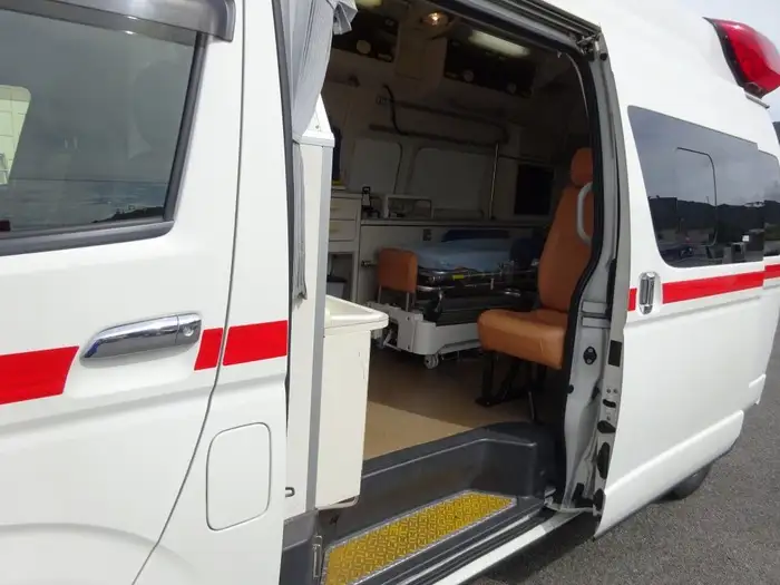 トヨタ ハイエース 小型 特殊車両 CBF-TRH226S H28の中古トラック画像7