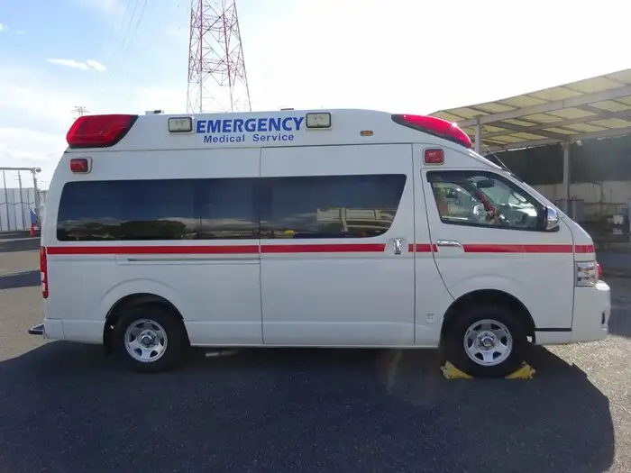 トヨタ ハイエース 小型 特殊車両 CBF-TRH226S H22の中古トラック画像3