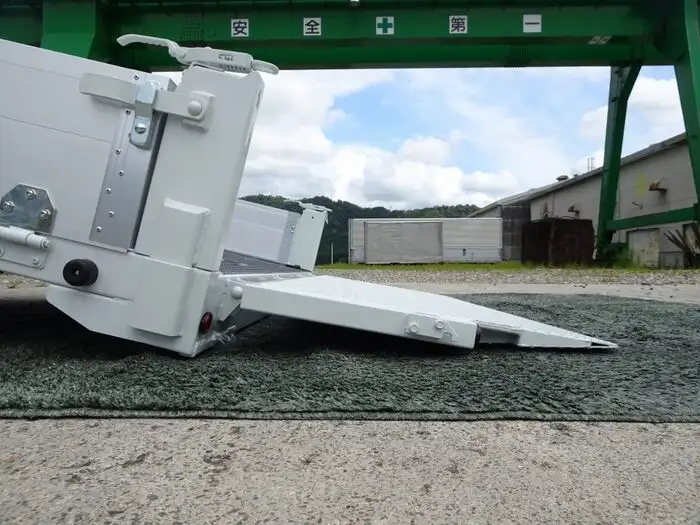 三菱 キャンター 小型 車両重機運搬 ラジコン ウインチの中古トラック画像8