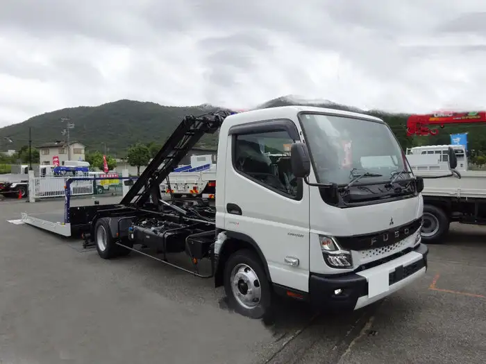 三菱 キャンター 小型 車両重機運搬 ラジコン ウインチの中古トラック画像1