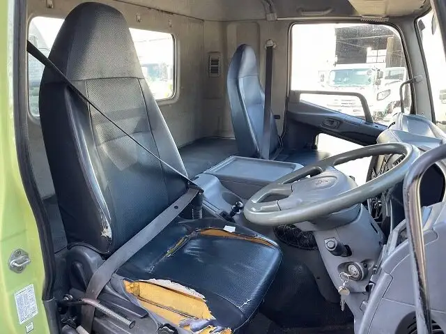 三菱 ファイター 中型/増トン ミキサー・ポンプ ベッド PJ-FQ62Fの中古トラック画像12