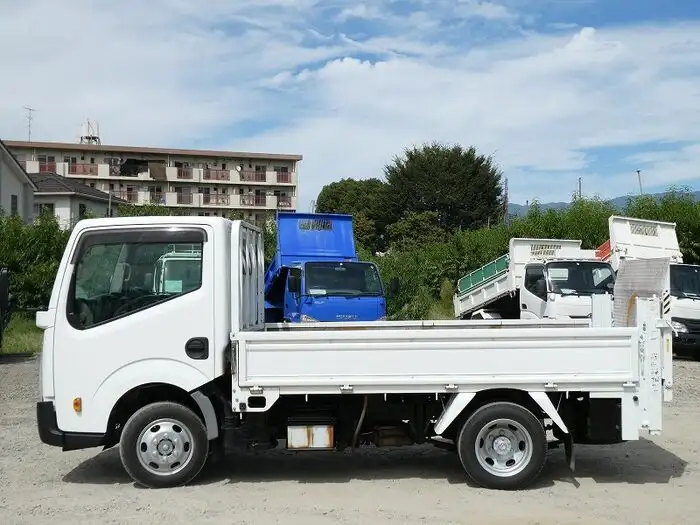 日産 アトラス 小型 平ボディ パワーゲート 床鉄板の中古トラック画像6