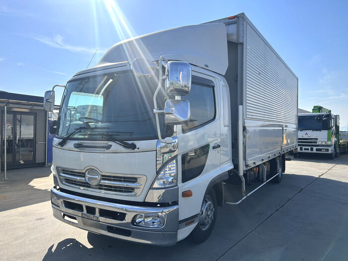 日野 レンジャー 中型 ウイング パワーゲート ベッド｜画像1