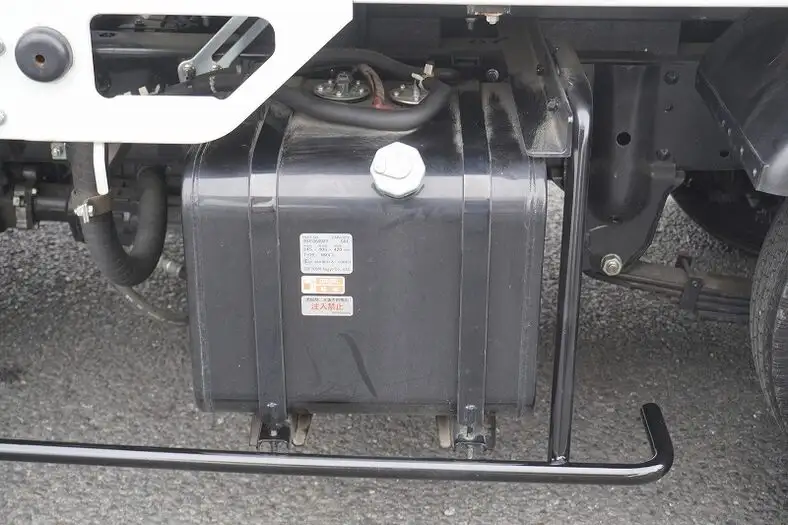 いすゞ エルフ 小型 クレーン付 3段 ラジコンの中古トラック画像16