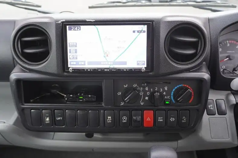 トヨタ ダイナ 小型 アルミバン パワーゲート TPG-XZC605の中古トラック画像11