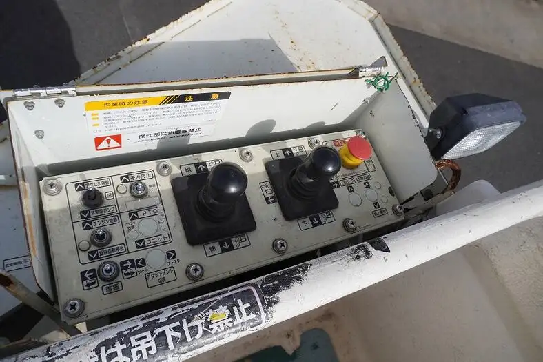 三菱 キャンター 小型 高所・建柱車 高所作業車 電工仕様の中古トラック画像7