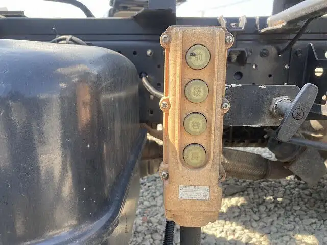 いすゞ エルフ 小型 車両重機運搬 ラジコン ウインチの中古トラック画像16