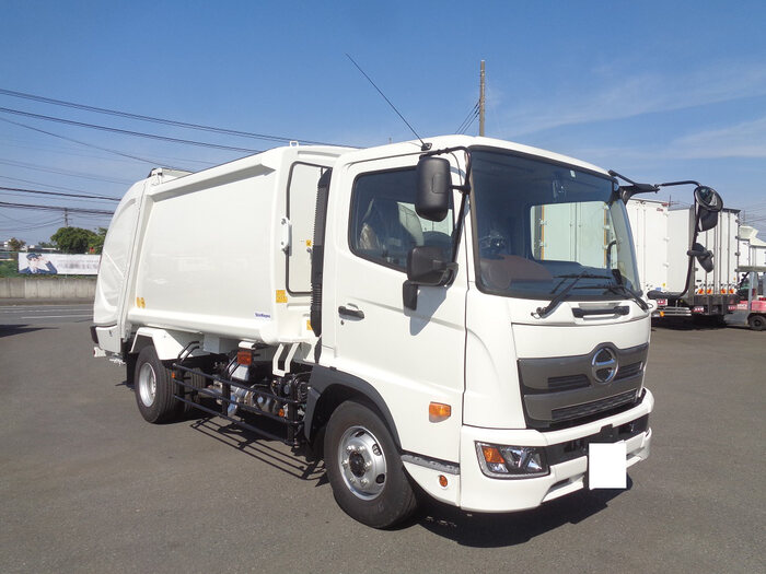 日野 レンジャー 中型 パッカー車 プレス式 2KG-GC2ABA｜画像2