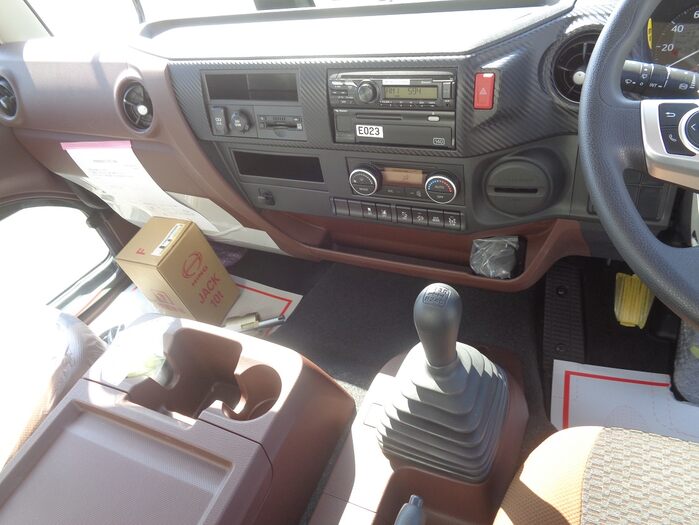 日野 レンジャー 中型 パッカー車 プレス式 2KG-GC2ABA｜画像10