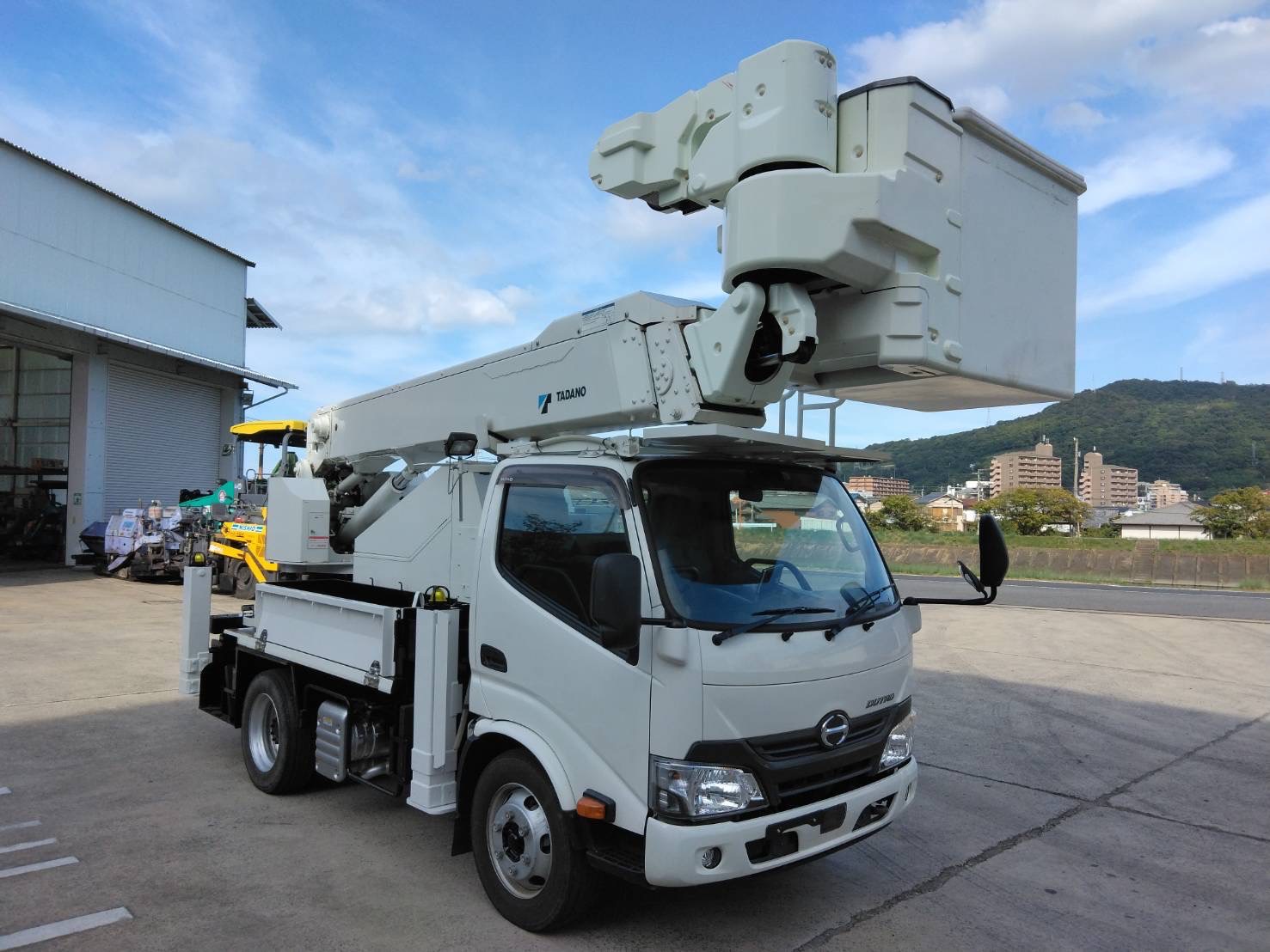 日野 デュトロ 小型 高所・建柱車 高所作業車 TKG-XZU600F
