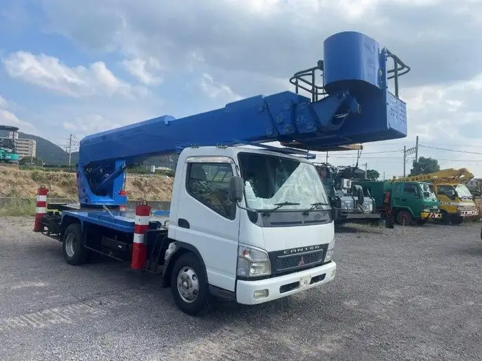 三菱 キャンター 小型 高所・建柱車 高所作業車 PA-FE83DEYの中古トラック画像3