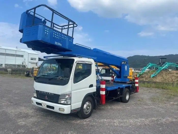 三菱 キャンター 小型 高所・建柱車 高所作業車 PA-FE83DEYの中古トラック画像1