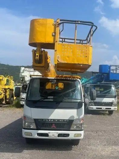 三菱 キャンター 小型 高所・建柱車 高所作業車 PA-FE73DC改の中古トラック画像2