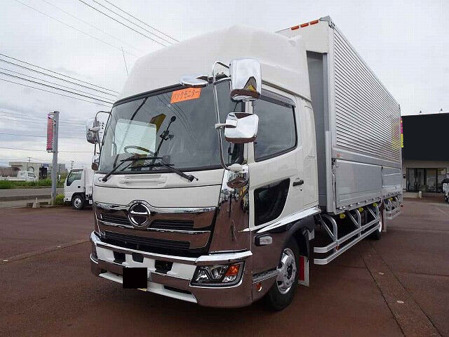 日野 レンジャー 中型 ウイング 床鉄板 ベッド｜画像1