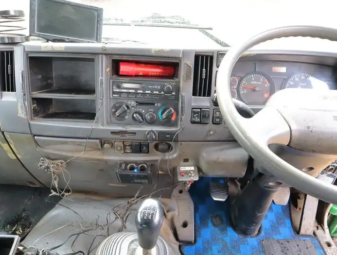 いすゞ フォワード 中型/増トン パッカー車 プレス式 ベッドの中古トラック画像14