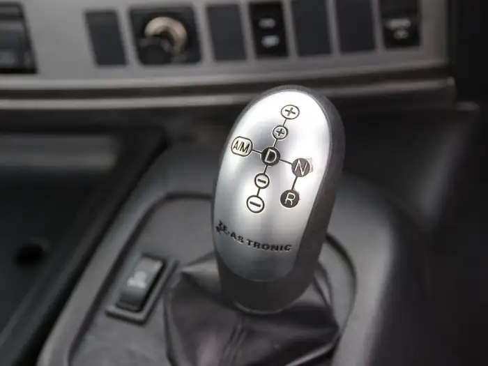 日野 プロフィア 大型 トラクター ハイルーフ 2デフの中古トラック画像12