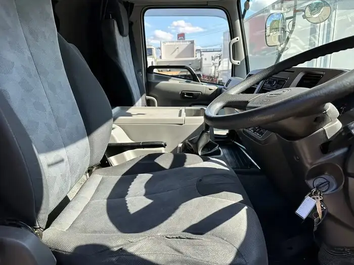 日産UD コンドル 中型/増トン ウイング パワーゲート ベッドの中古トラック画像13