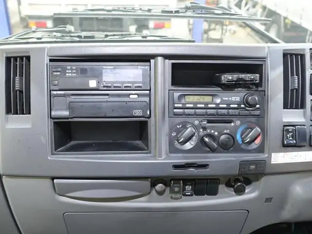 いすゞ フォワード 中型/増トン ウイング 3枚観音 TKG-FRR90S1の中古トラック画像12