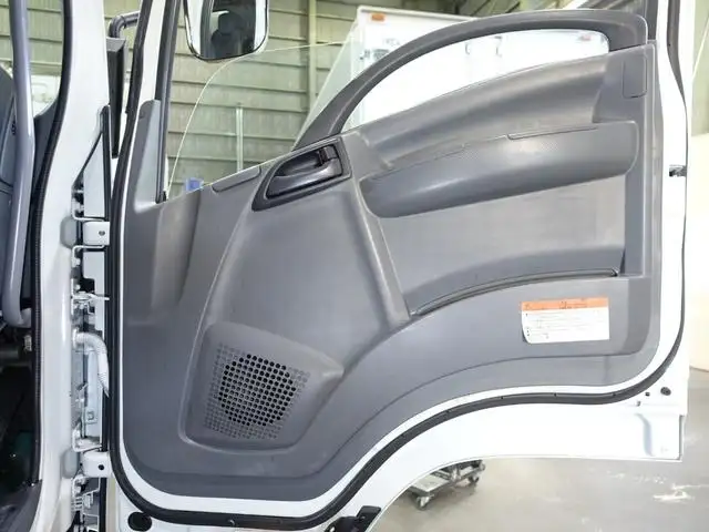 いすゞ フォワード 中型/増トン ウイング 3枚観音 TKG-FRR90S1の中古トラック画像13