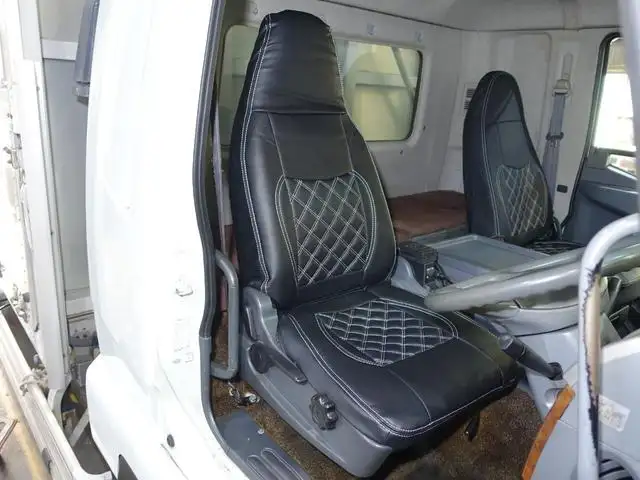 三菱 ファイター 中型/増トン ウイング エアサス ベッドの中古トラック画像9