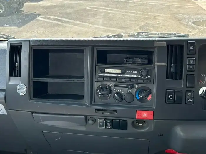 いすゞ エルフ 小型 平ボディ SKG-NPR85YN H26の中古トラック画像13