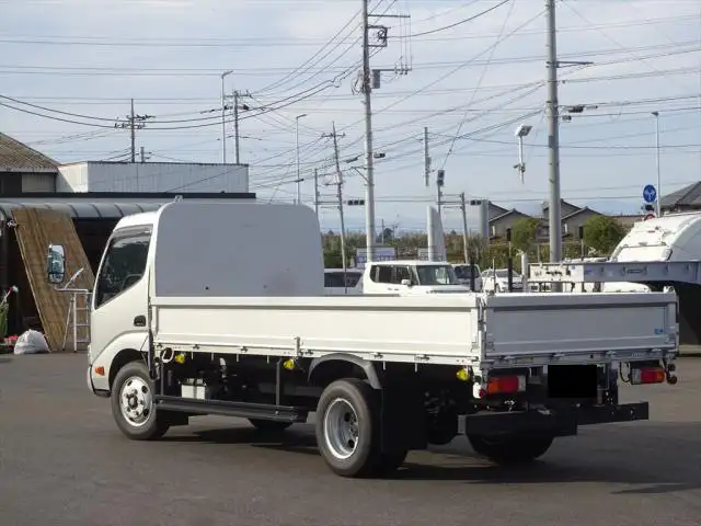 トヨタ ダイナ 小型 平ボディ 床鉄板 2RG-XZU655の中古トラック画像5