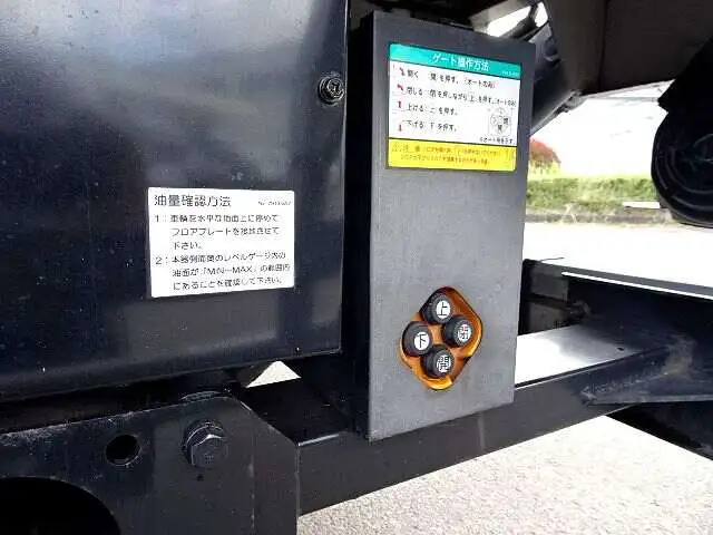 日野 レンジャー 中型/増トン ウイング パワーゲート エアサスの中古トラック画像6