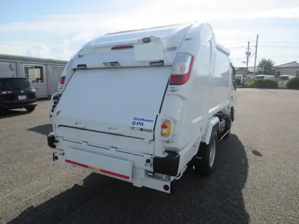 三菱 キャンター 小型 パッカー車 プレス式 2RG-FEAV0の中古トラック画像3