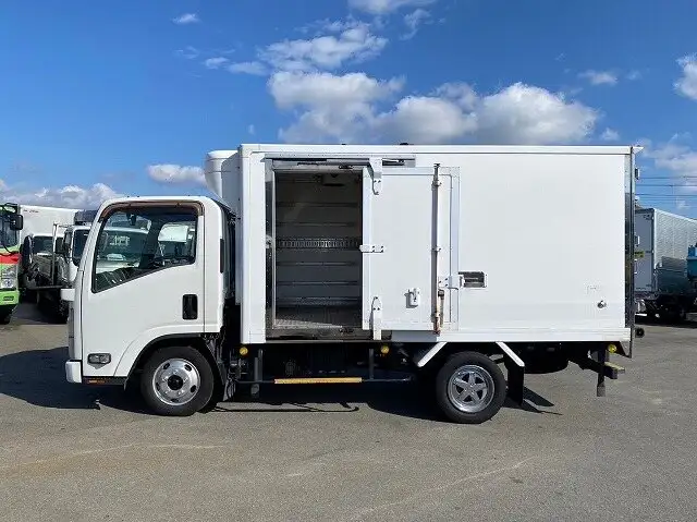 いすゞ エルフ 小型 冷凍冷蔵 低温 2室の中古トラック画像5