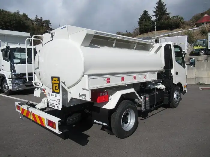 日野 デュトロ 小型 タンク車 ローリー 2KG-XZU700Mの中古トラック画像2