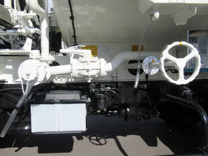 日野 デュトロ 小型 タンク車 ローリー 2KG-XZU700Mの中古トラック画像15