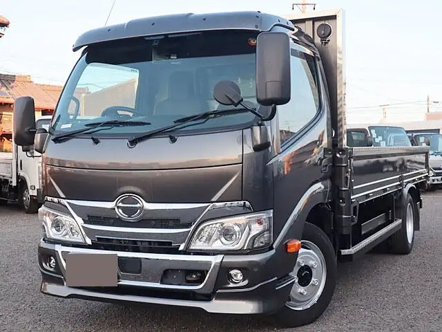 日野 デュトロ 小型 平ボディ 床鉄板 2RG-XZU655Mの中古トラック画像1