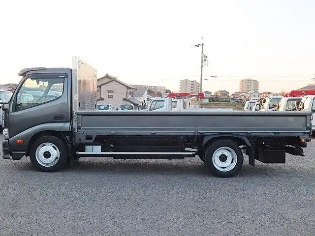 日野 デュトロ 小型 平ボディ 床鉄板 2RG-XZU655Mの中古トラック画像6