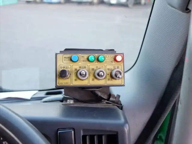 いすゞ フォワード 中型/増トン パッカー車 プレス式 ベッドの中古トラック画像16
