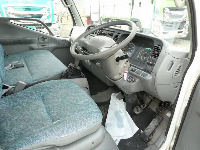 三菱 キャンター 小型 アルミバン サイドドア KK-FE51CBの中古トラック画像12