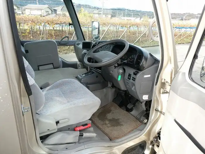 トヨタ コースター 小型 バス マイクロバス PB-XZB51の中古トラック画像10